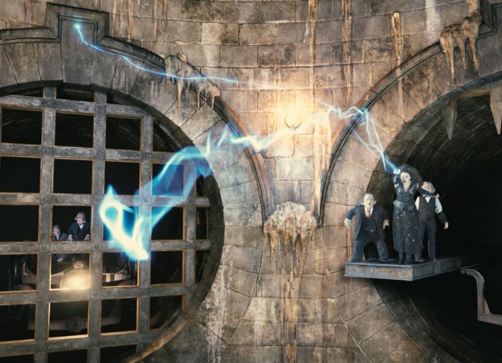 florida-orlando-harry-potter-world-gringotts-bank-vault-bellatrix